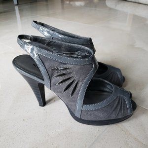 Grey /Patent Madden Girl Peek-Toe, Arch Strap Pump